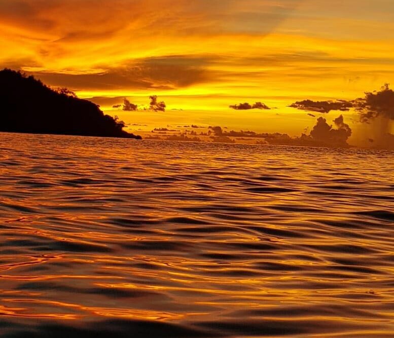 Praslin (Seychelles) #concorsofotograficoviaggicarmen2018. I Grandi Viaggi. La foto del tramonto è stata scattata in acqua sulla spiaggia di #Castaway con #TomaHanks